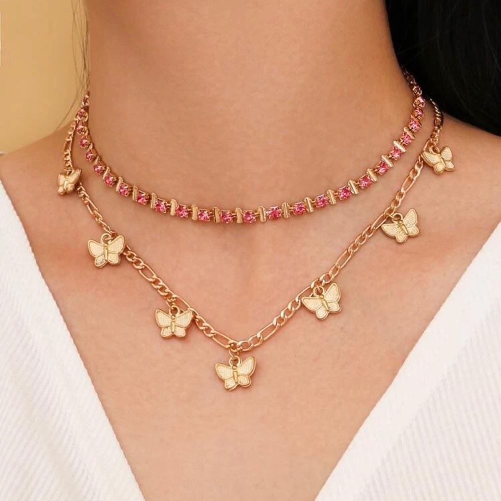 3/$30 π Rhinestone Butterfly Layered Necklace - Picture 1 of 4